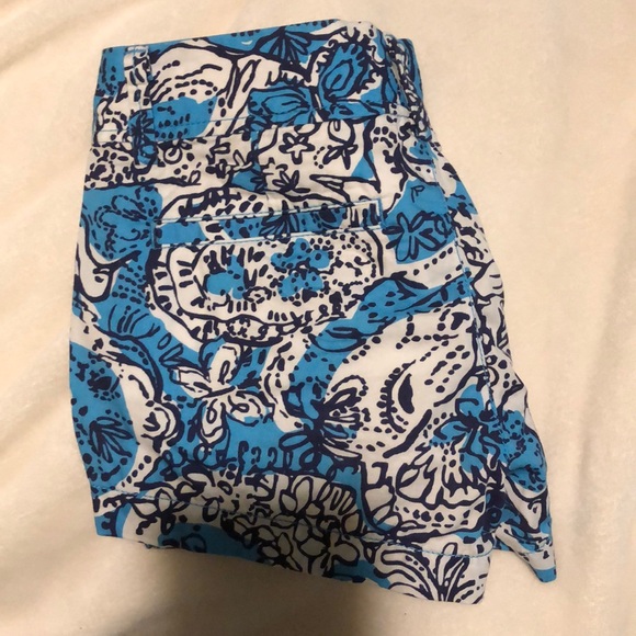 Lilly Pulitzer shorts, size 0 - Picture 2 of 4